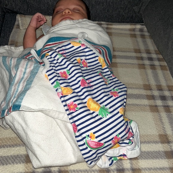 NWOT Juicy Couture Los Angeles California baby size 0-3 months KIDS RN#130323 - Picture 9 of 9